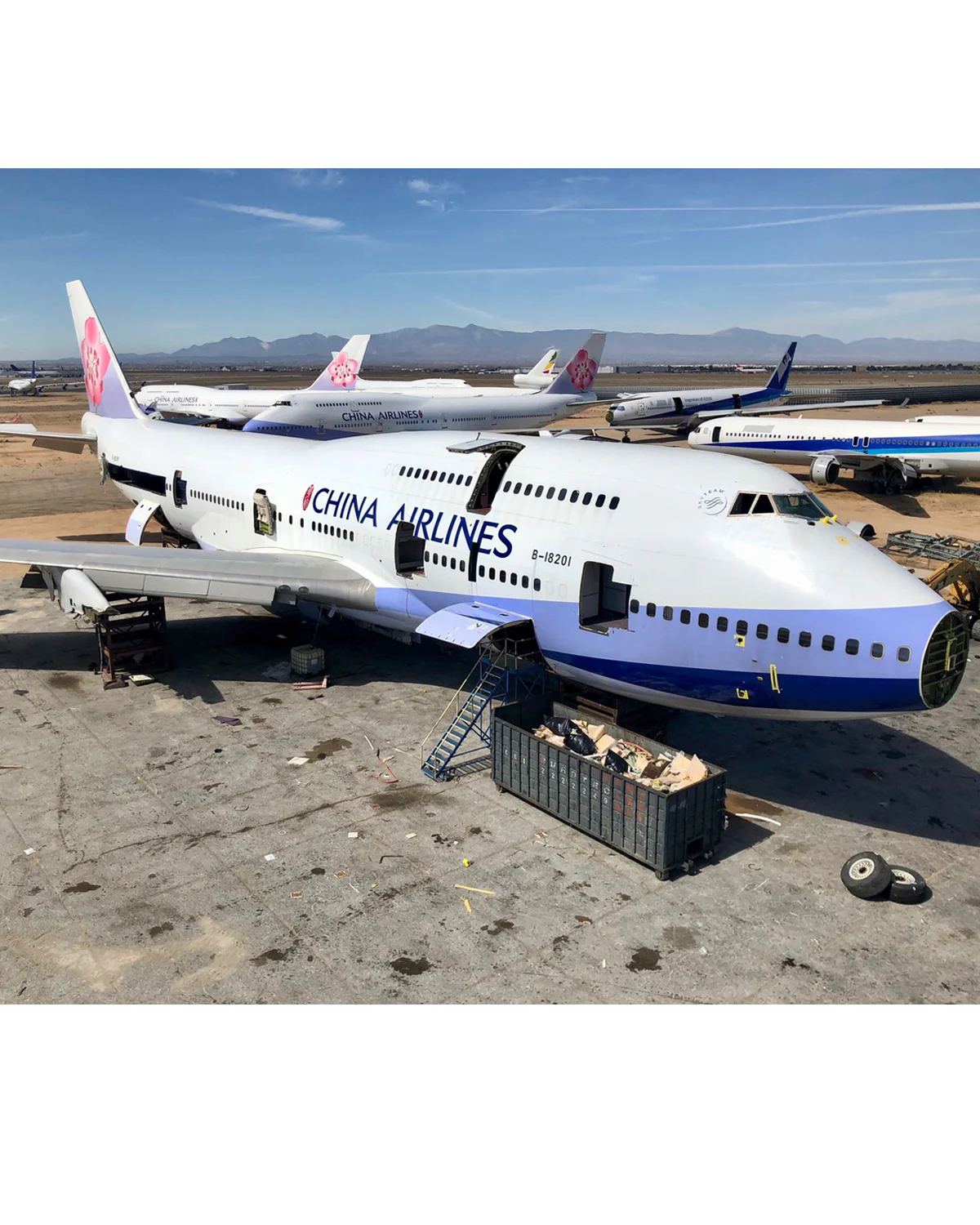 China Airlines Boeing 747-400, Tail #B-18201 - Image 3