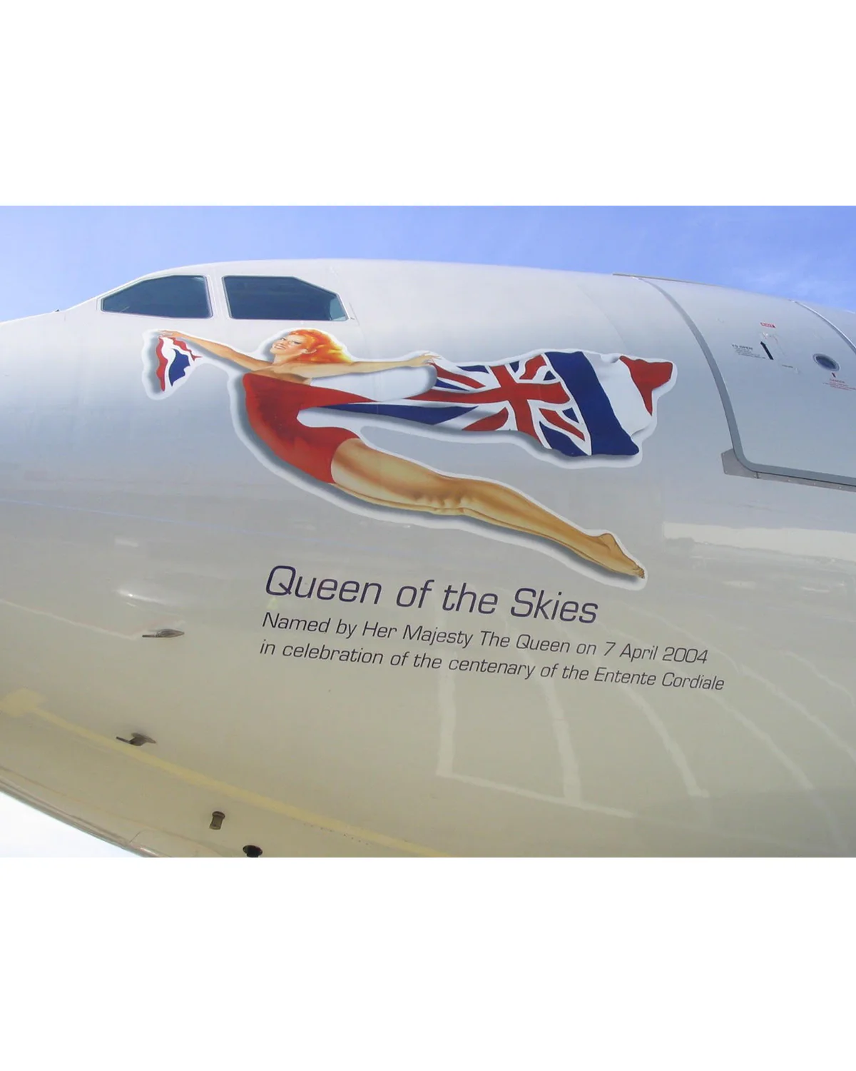 Custom G-VEIL, the “Queen of the Skies" - Image 4